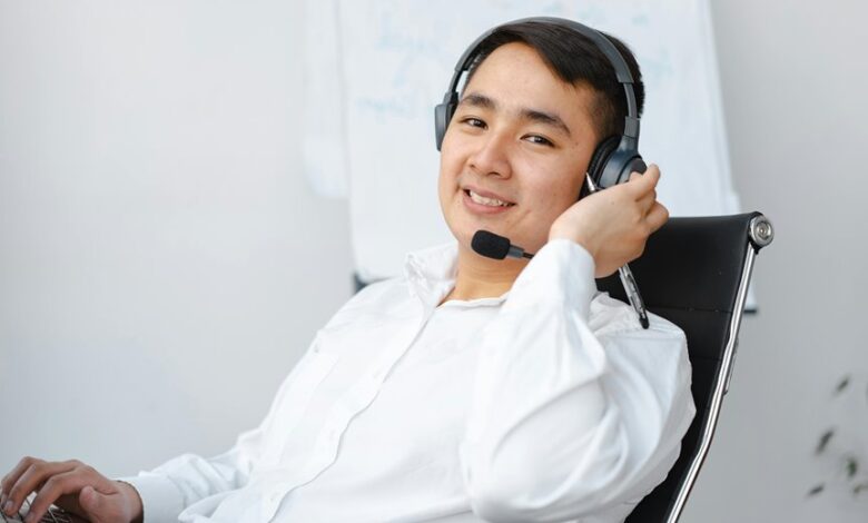 telecommunications contact phone numbers